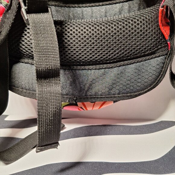 Vibedration Hydration Backpack w/o bladder - pink red floral - USED main image 5